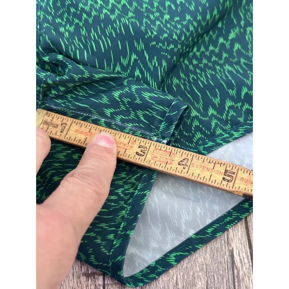 Nike Women's Green Dri-FIT Drawstring Elastic Waist Activewear Shorts Size Large